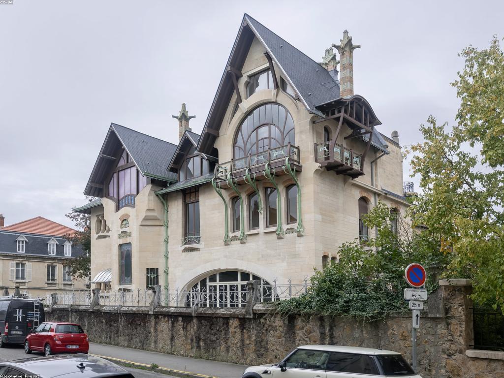 កាថាដៃស្លុត: ការផ្សព្វផ្សាយនិងការអភិវឌ្ឍន៍